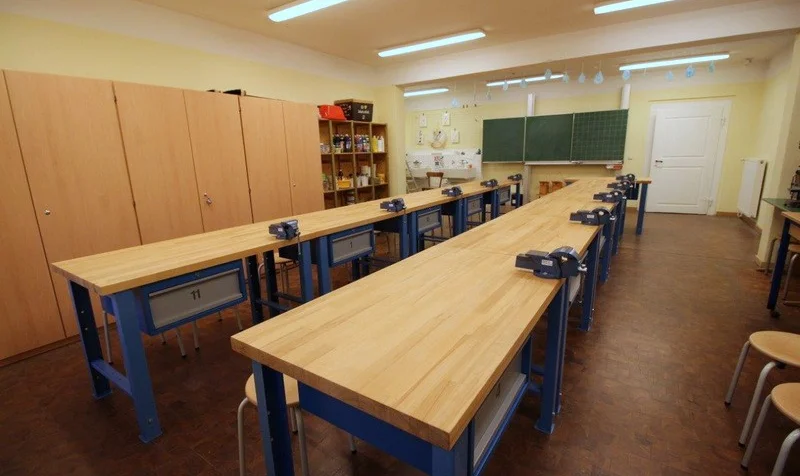 Werkraum Zinzendorfschule Blick auf Tafel